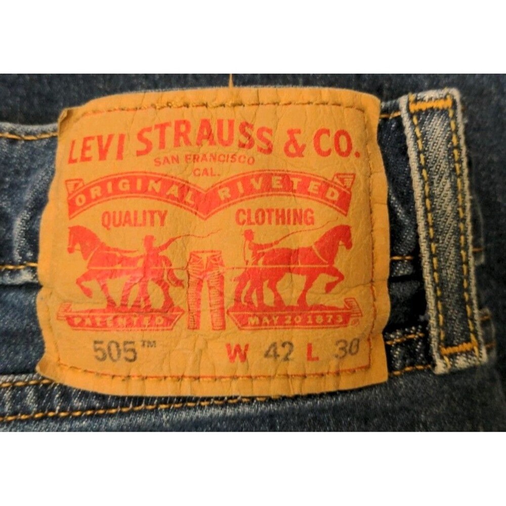 VTG Levi's 505 Regular Fit Men's Jeans Size 42×30 Blue Straight USA Made Y2K EUC - Picture 10 of 10